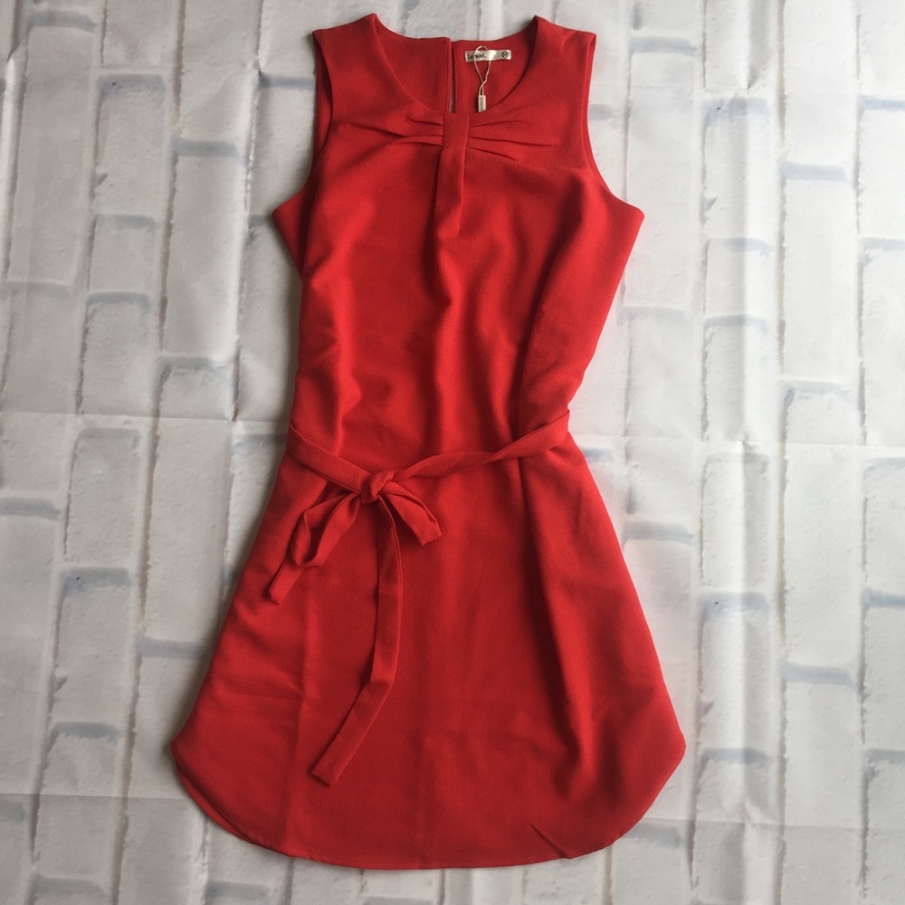 NWT Lavand Sleeveless Dress SZ M
